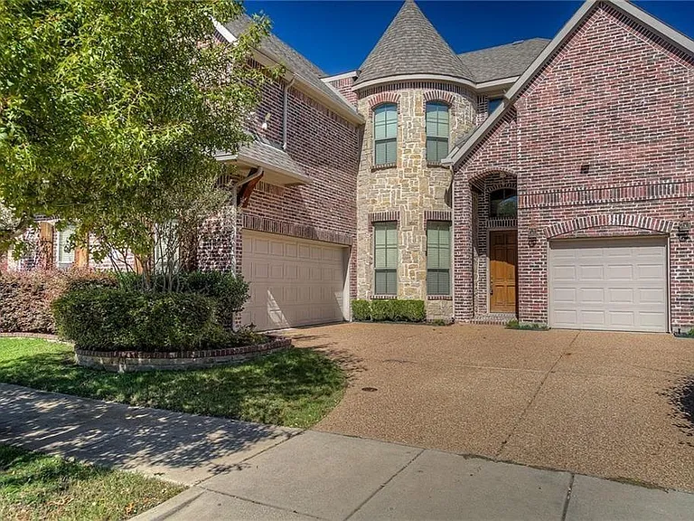 5216 Dunster Dr — Photo 1