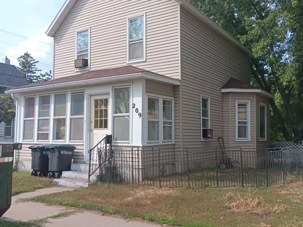 209 3rd Ave NE, Little Falls, MN 56345