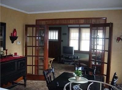 4th image of 829 Spruce Ave