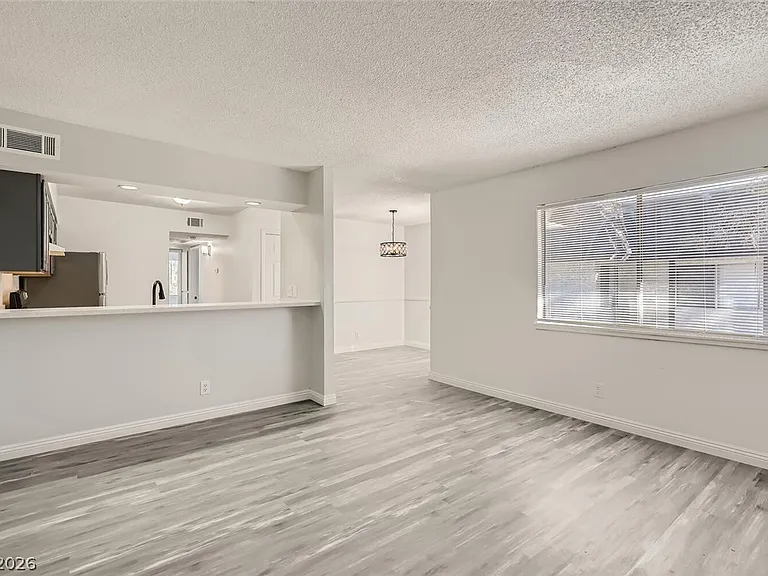 4364 Tara Ave #D — Photo 5