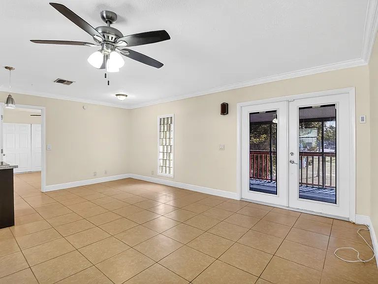 18 Crossings Cir #F — Photo 10