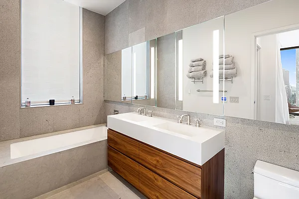 Rented by Station Cities | media 31