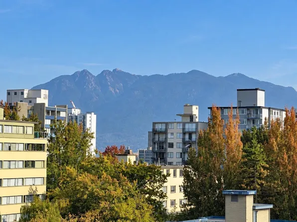 1330 Harwood St #1103, Vancouver, BC V6E 1S8