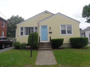 18 Dickinson Ave, North Providence, RI 02904