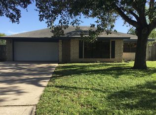 2422 Live Oak St, Mission, TX 78574