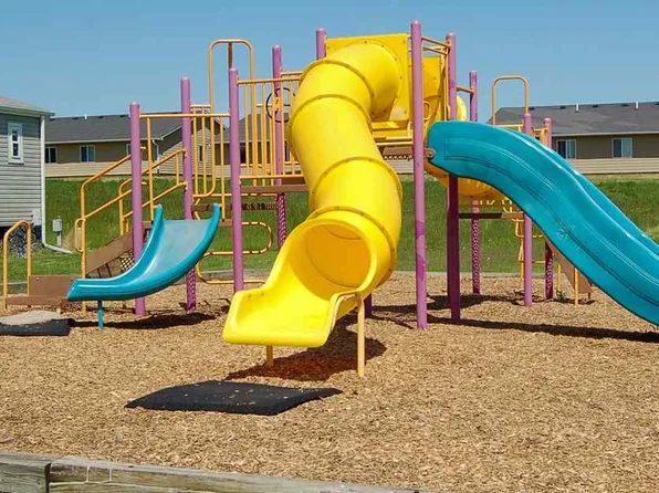 Country Club Crossing