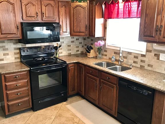 4th image of 6901 S Hibiscus Dr