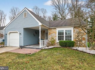 36 Lakebridge Dr, Deptford, NJ 08096