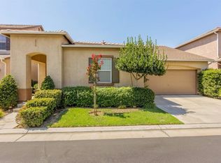 4095 W Peach Tree Ln, Fresno, CA 93722