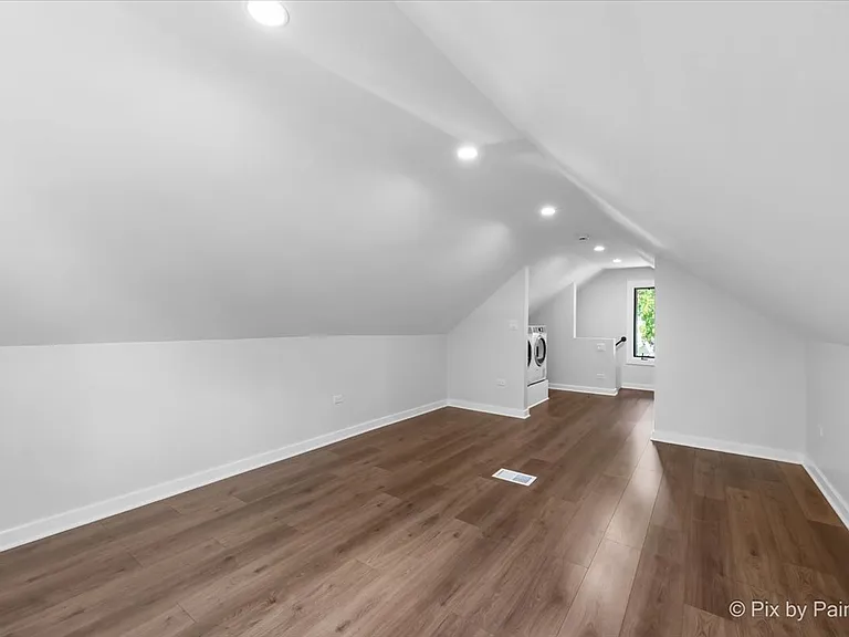 23570 N Field Rd — Photo 15