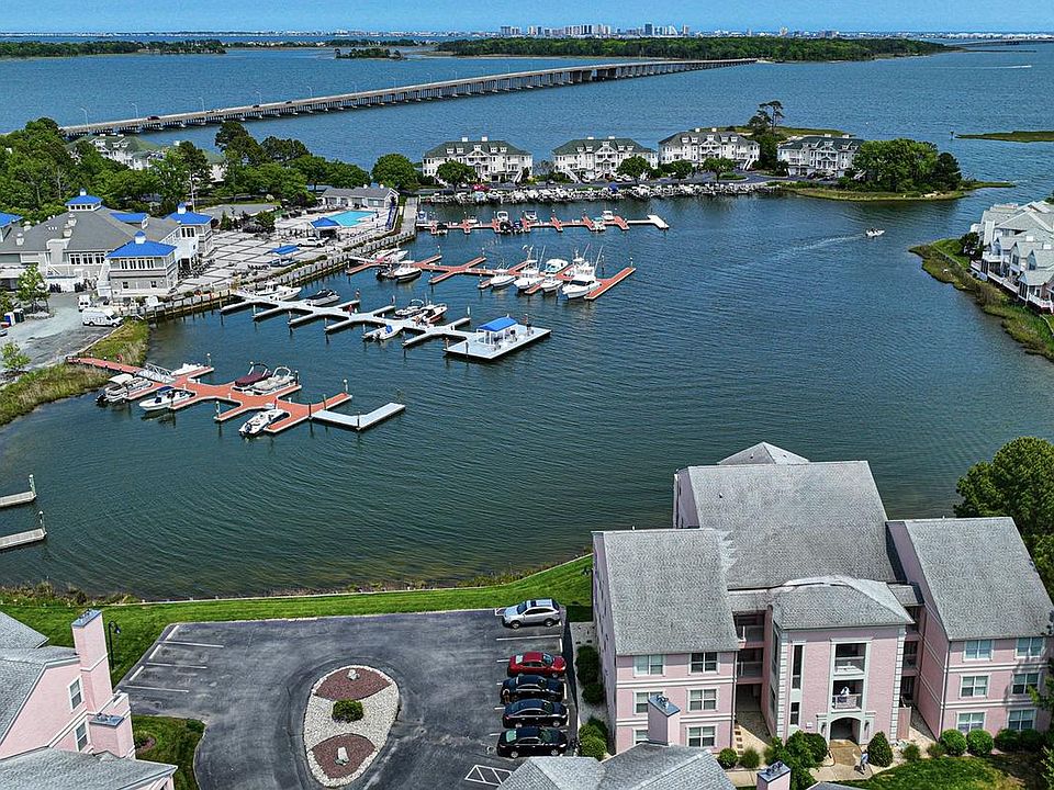 1st image of 7710 Yacht Club Dr #314