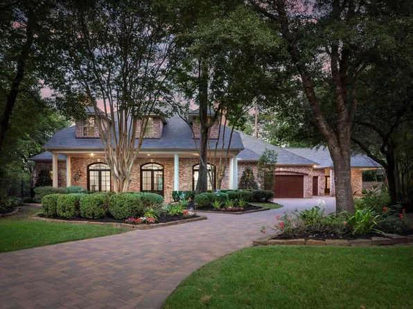 2 Hunnewell Way, Spring, TX 77382
