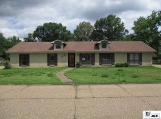 37 Fair Oaks Dr, Monroe, LA 71203