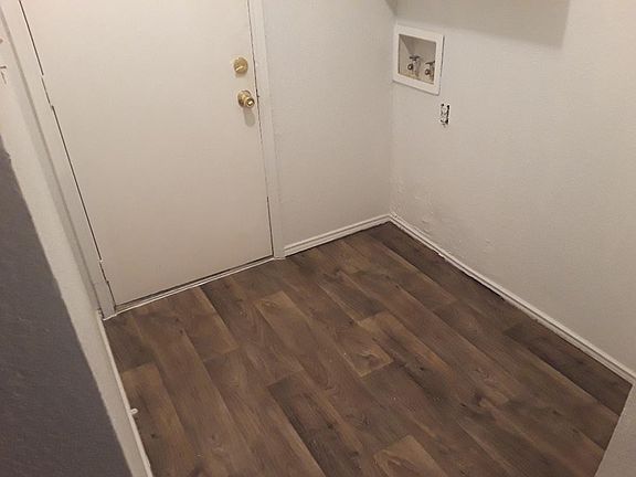 4th image of 1208 Heron Ct