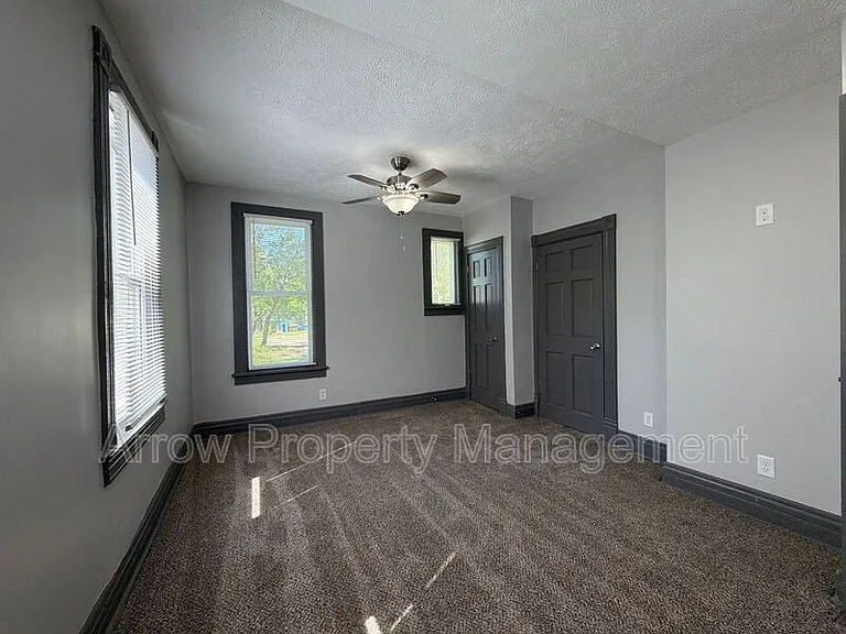2434 W St — Photo 6