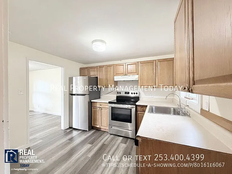 7505 156th St E — Photo 3