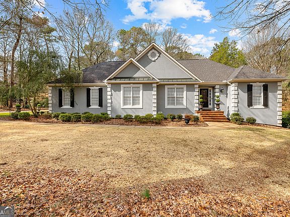 2nd image of 103 Windridge