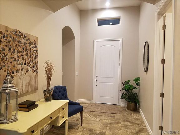 3rd image of 1109 Bella Luna Dr