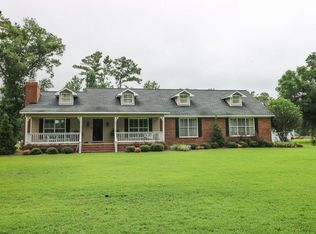 186 River Oaks Dr, Bainbridge, GA 39817