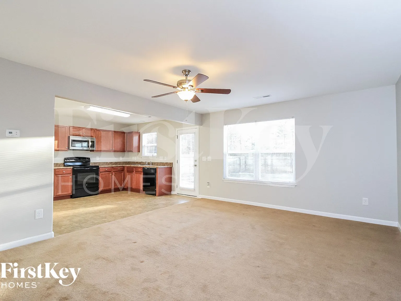 3 bed, 2.5 bath, 1507 sqft, $1,630 — Photo 4