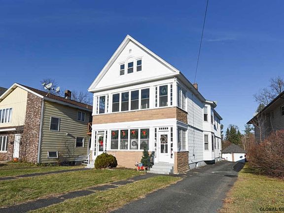 3rd image of 517 New Scotland Ave