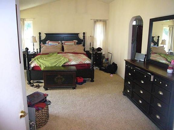 4th image of 3051 Stanhope Way