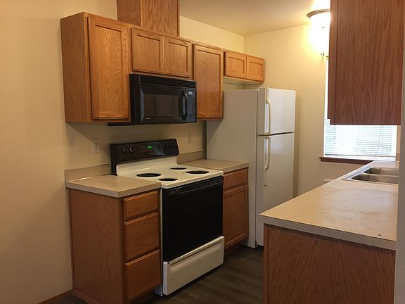 3rd image of 4309 S Union Ave APT A