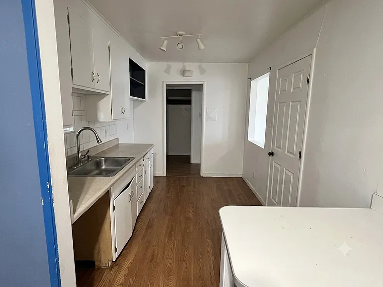 26454 Jane Ave — Photo 5