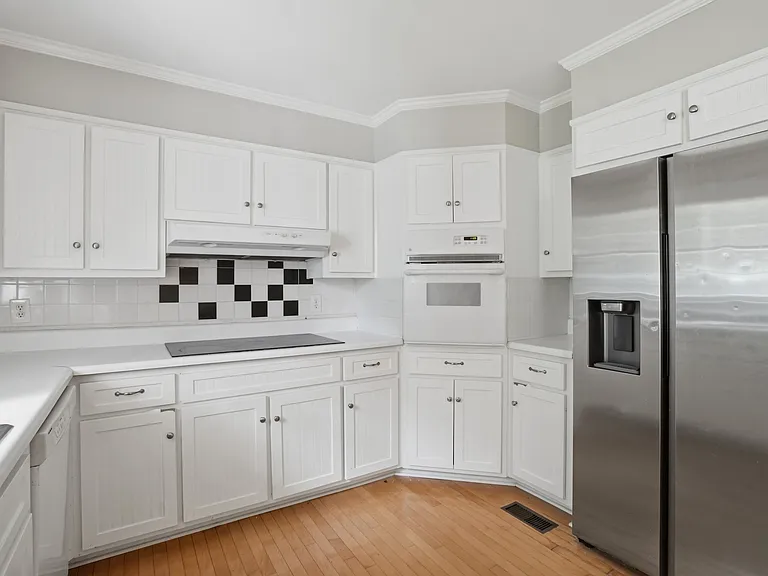 7195A Hunters Branch Dr — Photo 8