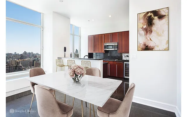 Rented by Douglas Elliman | media 16