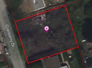 153 Cranberry Dr, Mastic Beach, NY 11951