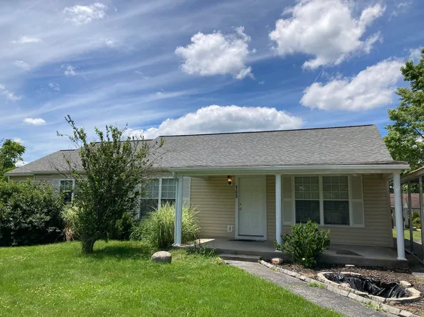 105 Travelers Ln, Beckley, WV 25801