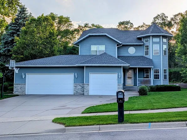 3119 Club View Ct, Saint Cloud, MN 56301