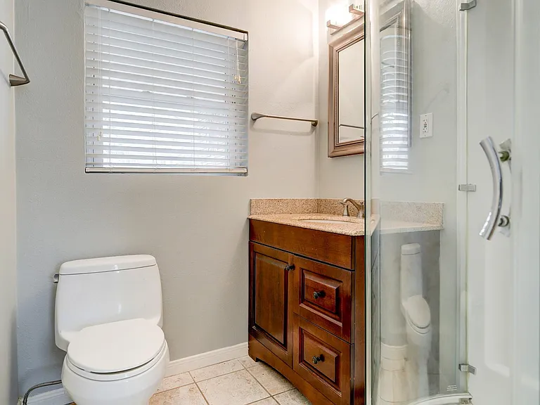 8610 Bevlyn Dr — Photo 16