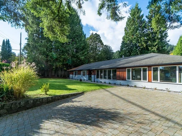 81 Morven Dr, West Vancouver, BC V7S 1B3