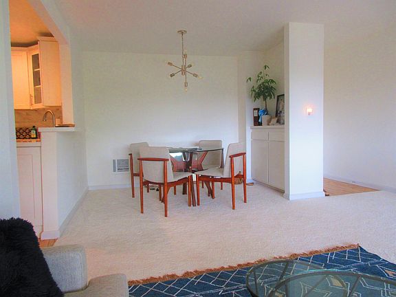 5th image of 355 S Los Robles Ave Unit 205