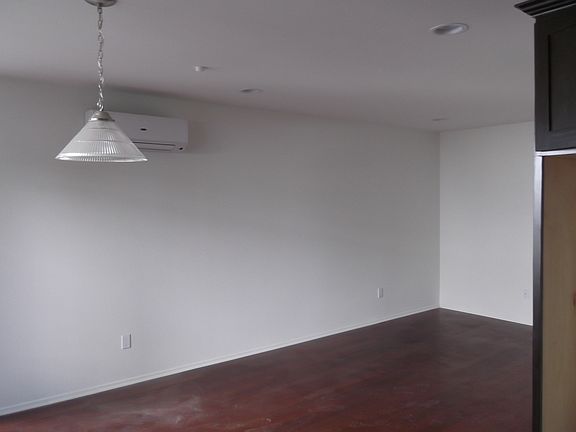 3rd image of 1230 W 36th St APT 2