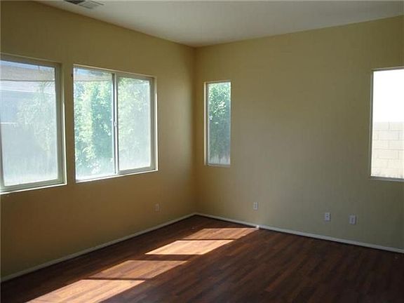 4th image of 27667 Avenida Maravilla