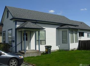 854 4th St, Blaine, WA 98230