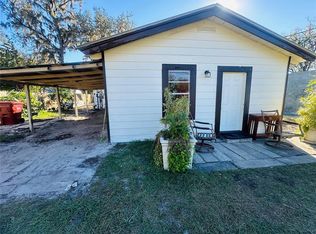 2805 W Granfield Ave, Plant City, FL 33563