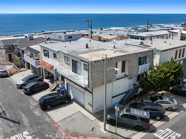 330 34th Pl, Manhattan Beach, CA 90266