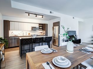 Solaire 7607 Old Georgetown, Bethesda, MD 20814