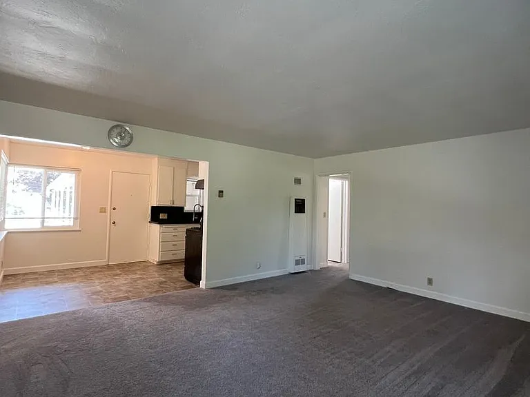 435 Ocean View Ave — Photo 5