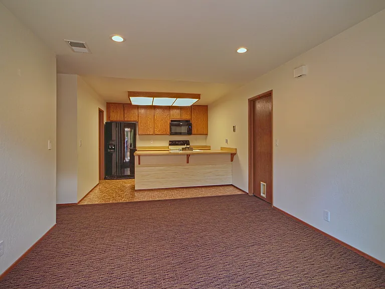 38515 Botany Grn — Photo 5