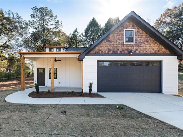 300 Bonaire St, Cartersville, GA 30120