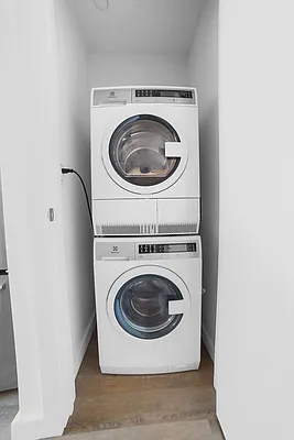 Rented by Compass | media 35