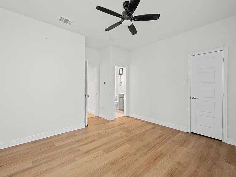 3222 Mattie Grey Ln — Photo 9