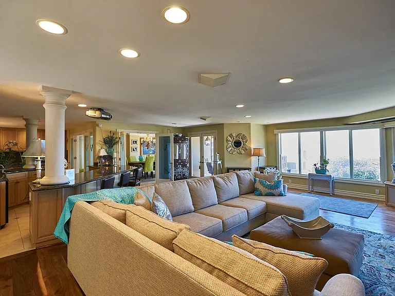 Living room with full wall of View windows