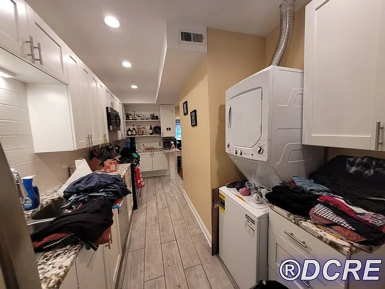 3220 N Wolcott Ave #2 — Photo 14