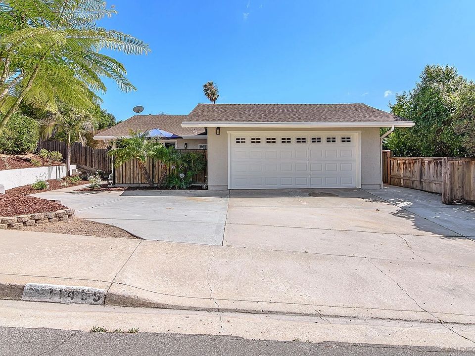 1st image of 11489 Almazon St